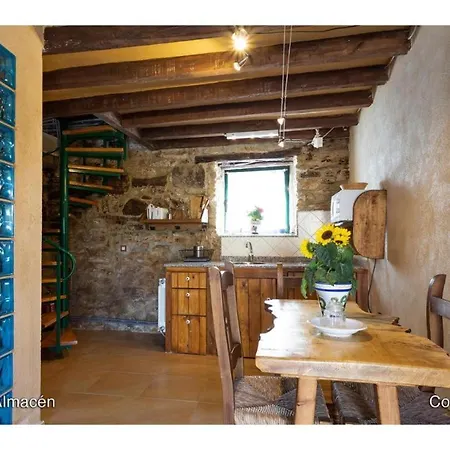 Casa Del Valle Perdido 1 Holiday home Revelillas